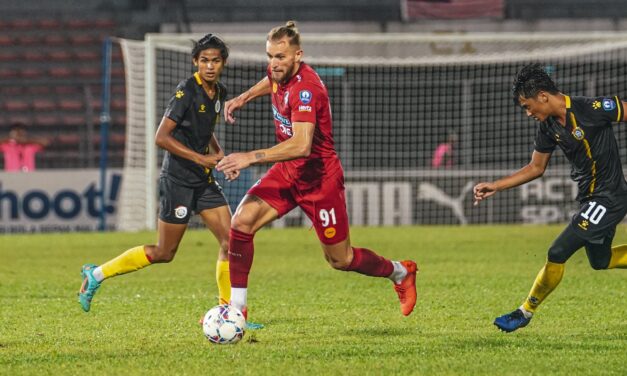 “Mereka perlu banyak belajar apa itu bola sepak”