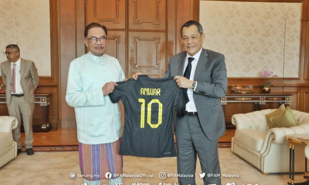 Hamidin bertemu Perdana Menteri, kongsi hala tuju industri bola sepak