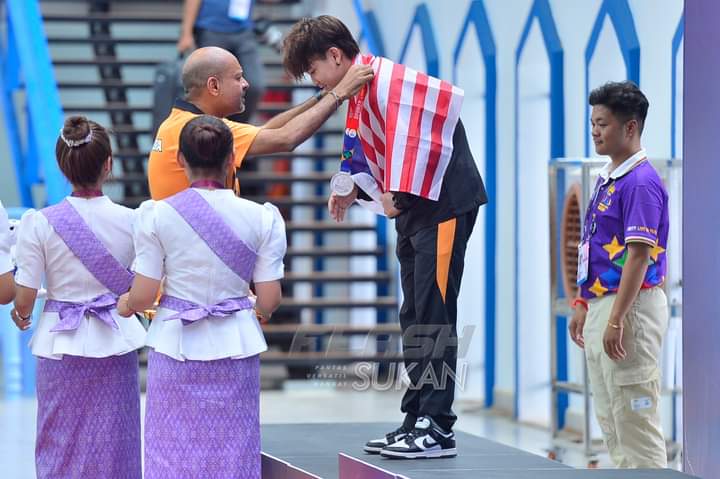 Enrique akhiri kem terjun negara raih pingat emas
