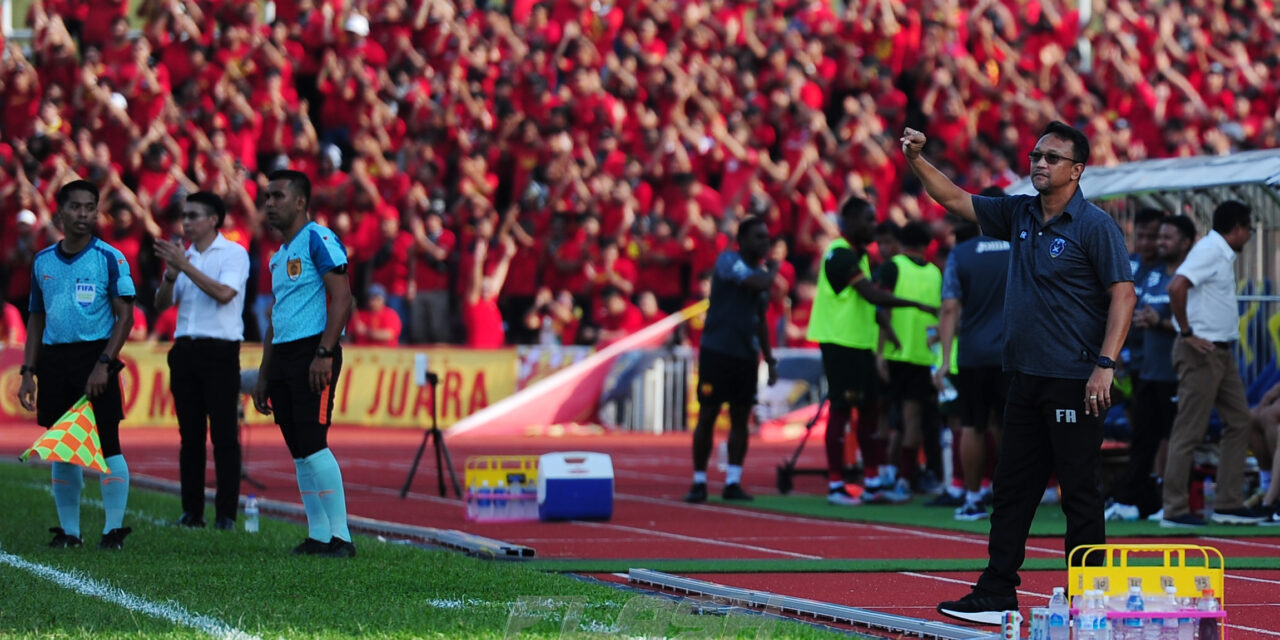 UltraSel persoal tahap profesional pemain Selangor FC