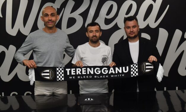 Nurillo Tukhtasinov sah sarung jersi Penyu hingga akhir musim