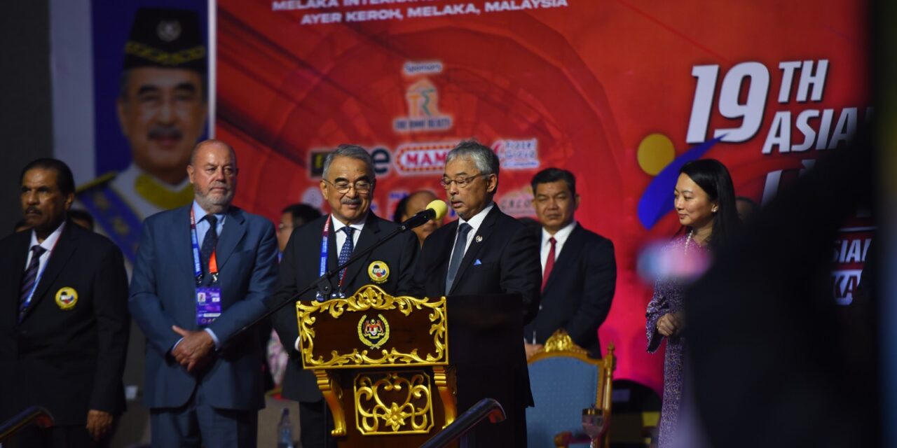 Agong berkenan rasmi Kejohanan Karate Asia ke-19
