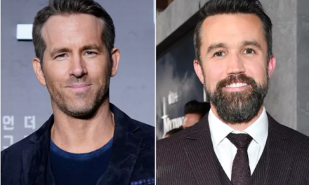 Ryan Reynolds, Rob McElhenney terkejut ‘hilang banyak wang’ sejak ambil alih Wrexham