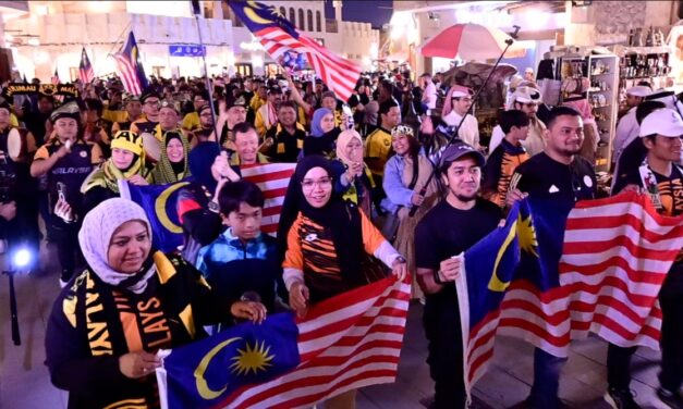 Gegak-gempita sorakan penyokong Malaysia ‘gegar’ Souq Waqif