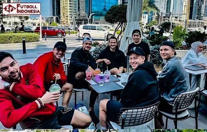 Perseteruan hanya dalam padang, Sandy Walsh minum semeja pemain Harimau Malaya
