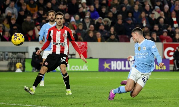 Man City hampiri Liverpool di puncak liga
