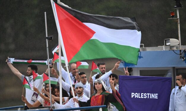 Israel ‘diboo’, Palestin dapat tepukan