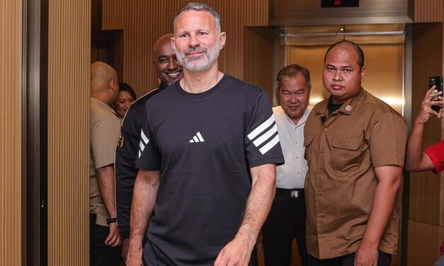 “Dari Zaman Keemasan ke Era Baharu United Tetap Milik Dunia” – Giggs