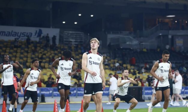 UNITED Turun Dengan Kombinasi Bintang dan Bakal Bintang