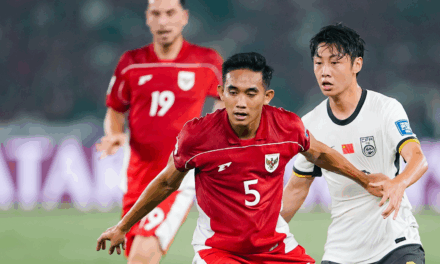Indonesia Ajar China Bermain Bola Sepak Di Jakarta