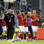 Eriksen Dikejarkan Ke Hospital Selepas Rebah, Kini Sedar Diri
