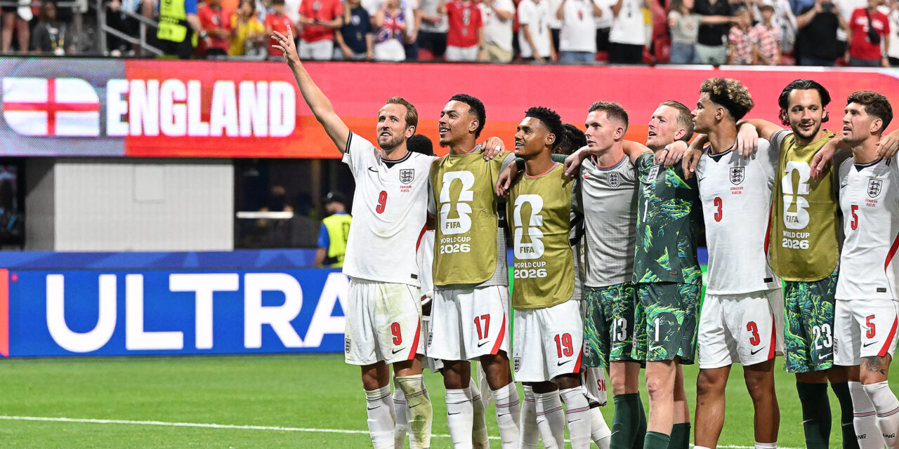 England Mara ke Pusingan 16 Selepas Bangkit Daripada Ketinggalan