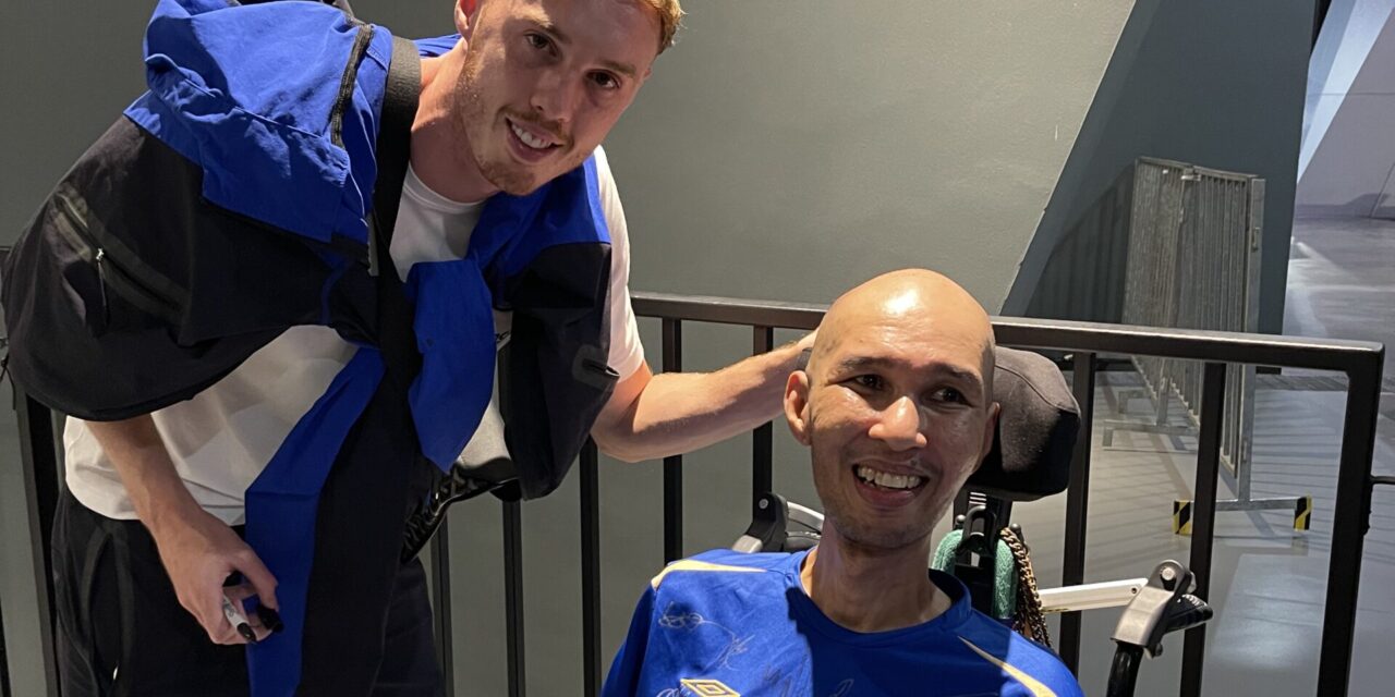 Diuji Penyakit MND, Peminat Chelsea Ini Akhirnya Tunai Impian Sepanjang Hayat