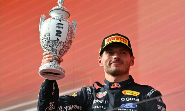 Verstappen Kekal Bersama Red Bull Sehingga 2030