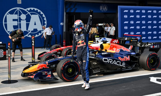 Verstappen Tawan Petak Utama, Hamilton Di Barisan Hadapan GP Bahrain Di Sepang